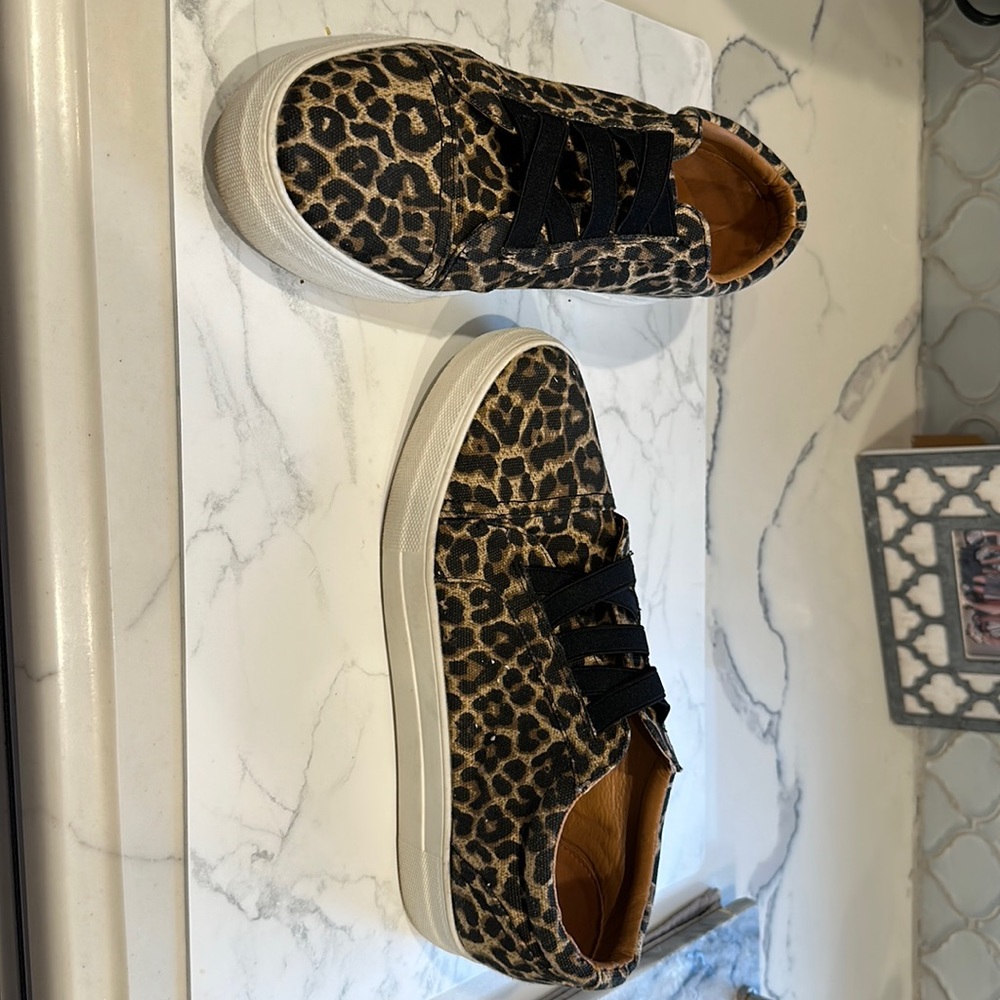 Women Size 9 - Leopard Shoes